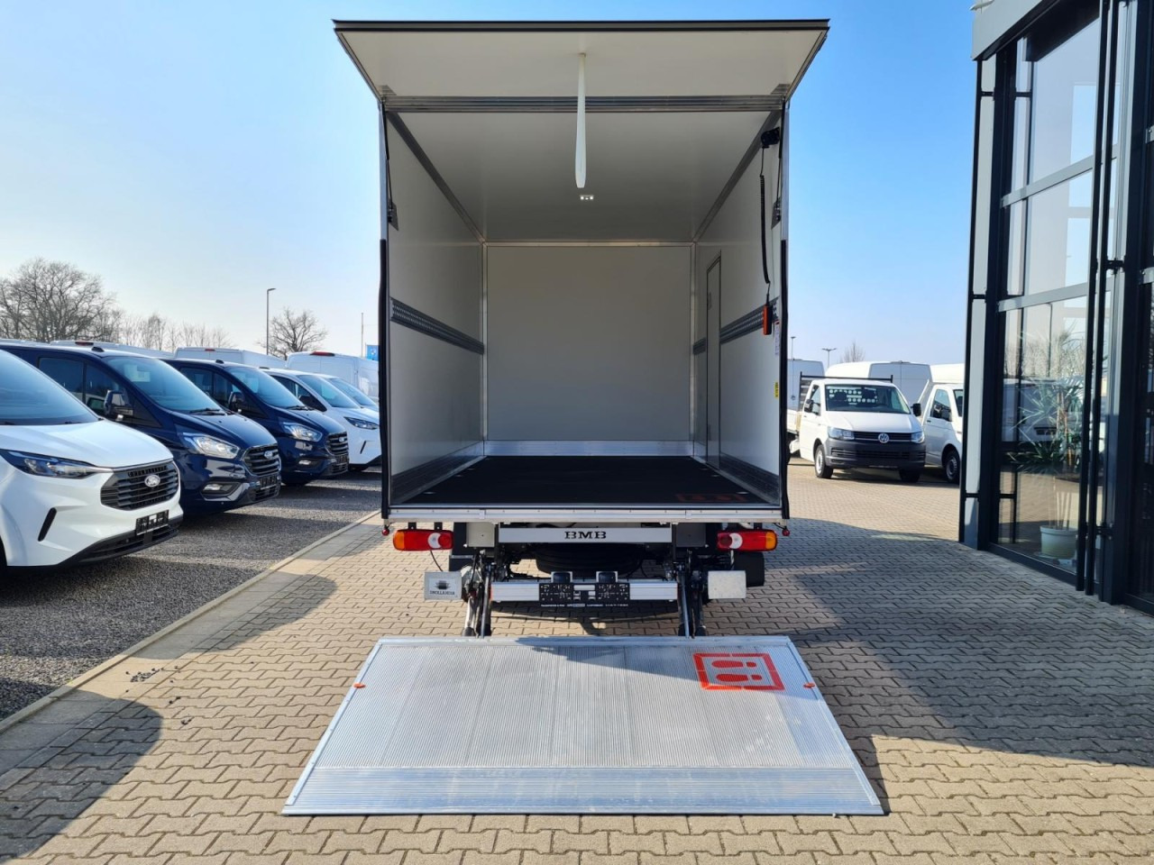 Renault Master 35 New Möbel Koffer LBW KAMERA LUFTFEDERUNG - شاحنة بصندوق مغلق: صورة 5 Renault Master 35 New Möbel Koffer LBW KAMERA LUFTFEDERUNG - شاحنة بصندوق مغلق: صورة 5