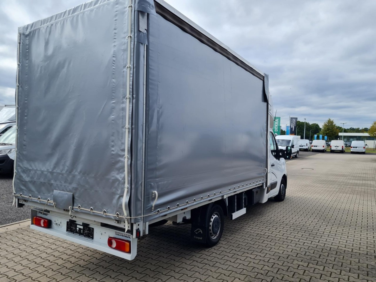 Renault Master 35 Pritsche Schiebe Plane Schlafkab LUFTFEDERUNG - شاحنة مغلقة بستائر جانبية: صورة 5 Renault Master 35 Pritsche Schiebe Plane Schlafkab LUFTFEDERUNG - شاحنة مغلقة بستائر جانبية: صورة 5