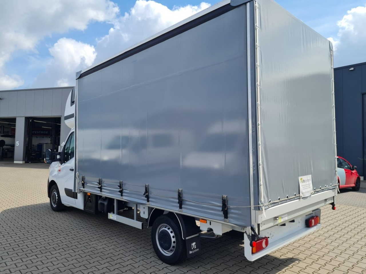 Renault Master 35 Pritsche Schiebe Plane Schlafkab. STHZ - شاحنة مغلقة بستائر جانبية: صورة 5 Renault Master 35 Pritsche Schiebe Plane Schlafkab. STHZ - شاحنة مغلقة بستائر جانبية: صورة 5