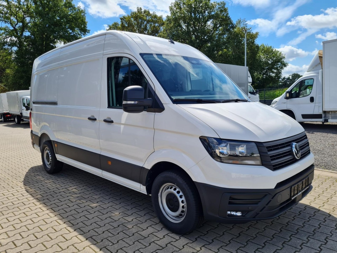 Volkswagen Crafter 35 Kasten MR L3H3 KLIMA KOMFORT PDC TEMPOMAT - فان: صورة 3 Volkswagen Crafter 35 Kasten MR L3H3 KLIMA KOMFORT PDC TEMPOMAT - فان: صورة 3