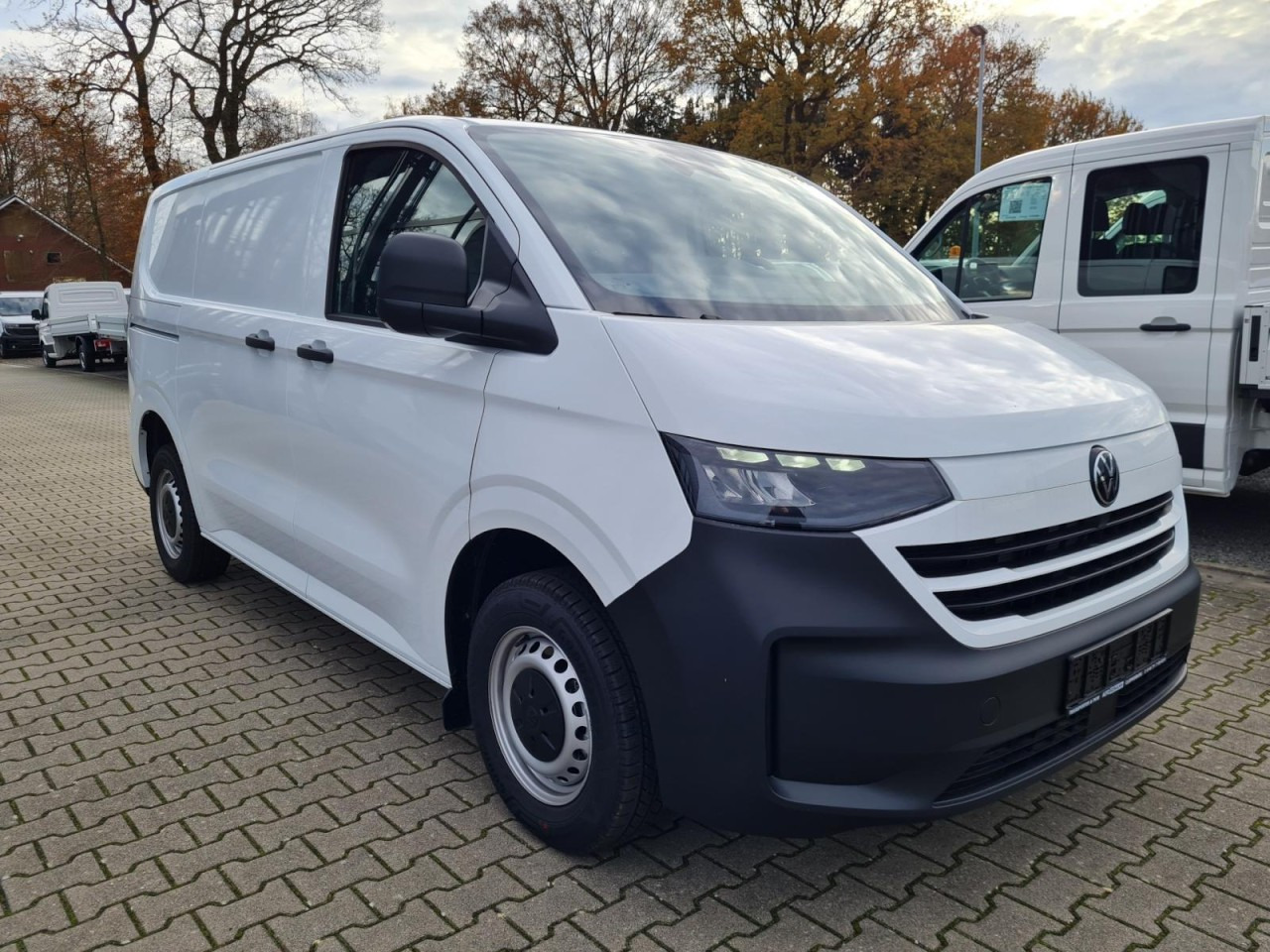 Volkswagen T7 Transporter Kasten Tdi KR Heckklappe PDC KLIMA - فان المدمجة: صورة 3 Volkswagen T7 Transporter Kasten Tdi KR Heckklappe PDC KLIMA - فان المدمجة: صورة 3