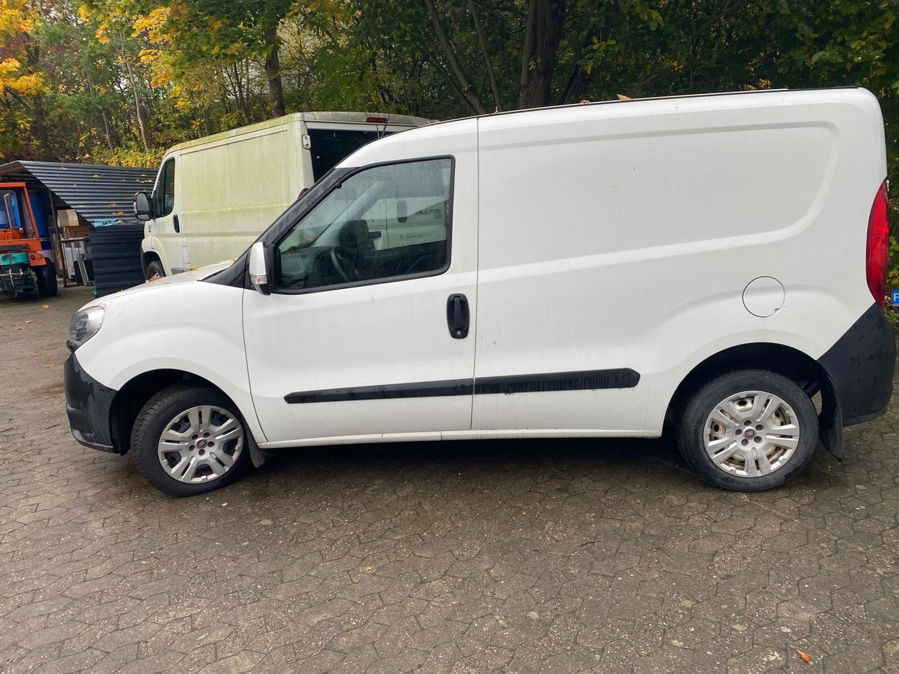 Fiat Doblo SX Kasten Cargo 1.3 Multijet  Motorscha... - ميكروباص: صورة 3 Fiat Doblo SX Kasten Cargo 1.3 Multijet  Motorscha... - ميكروباص: صورة 3