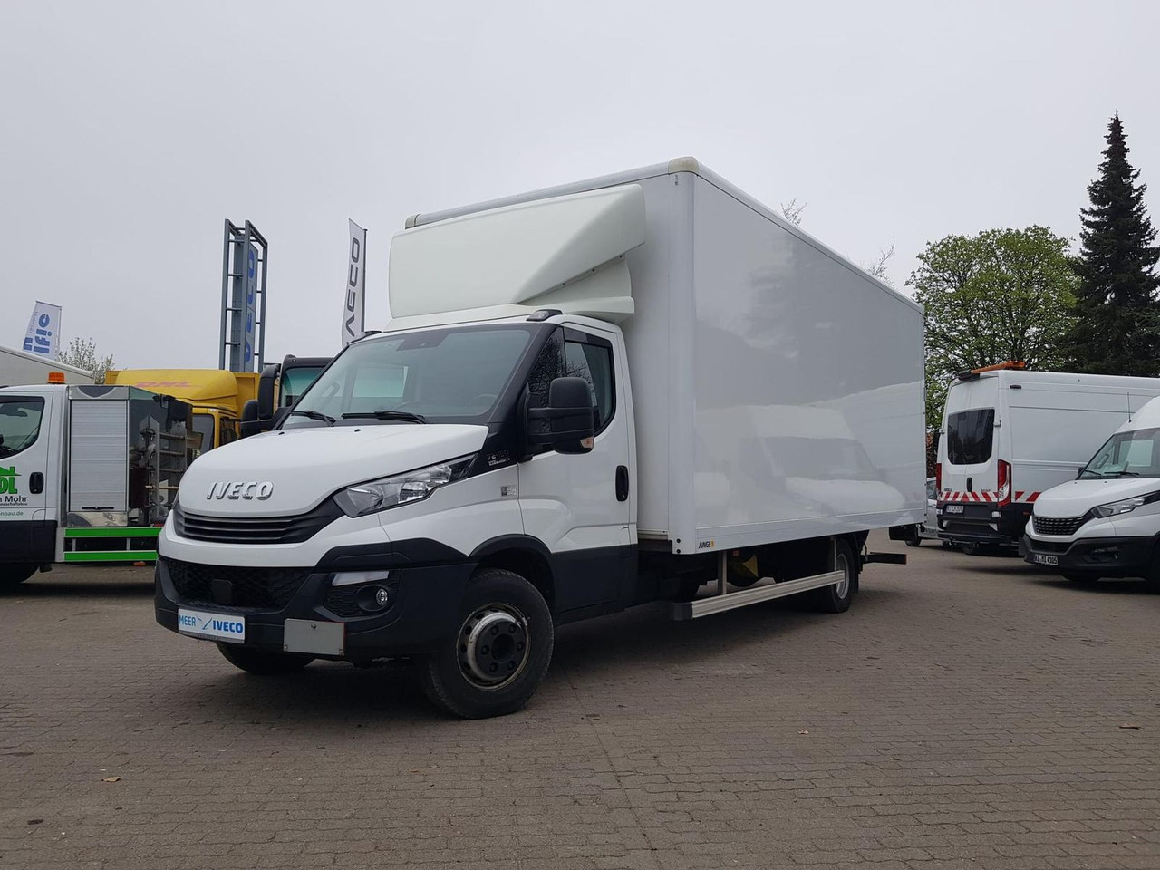 Iveco Daily 70C18HA8/P Koffer, Luftfederung, Kamera... - شاحنة بصندوق مغلق: صورة 1 Iveco Daily 70C18HA8/P Koffer, Luftfederung, Kamera... - شاحنة بصندوق مغلق: صورة 1