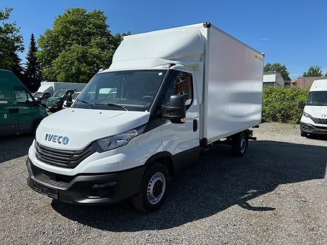 Iveco Daily Koffer 35S16H 3.0 LBW Kamera Spoiler 11... - شاحنة بصندوق مغلق: صورة 3 Iveco Daily Koffer 35S16H 3.0 LBW Kamera Spoiler 11... - شاحنة بصندوق مغلق: صورة 3