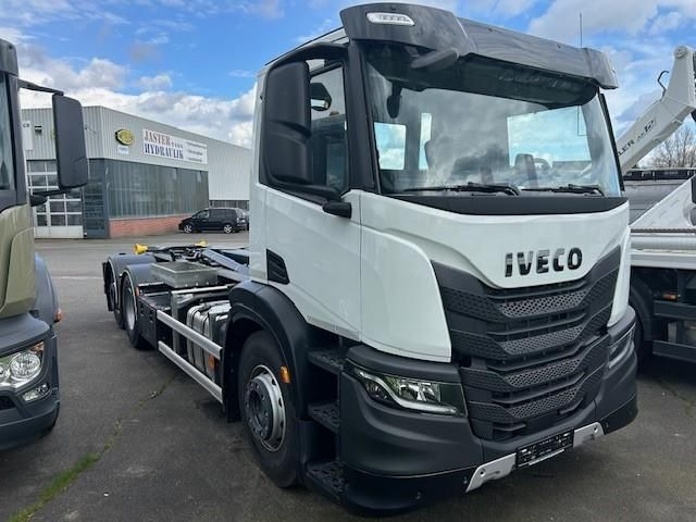 Iveco X-WAY AD280X46Y/PS ON Palfinger PH T20 SLD5 3... - شاحنة برافعة خطافية: صورة 1 Iveco X-WAY AD280X46Y/PS ON Palfinger PH T20 SLD5 3... - شاحنة برافعة خطافية: صورة 1
