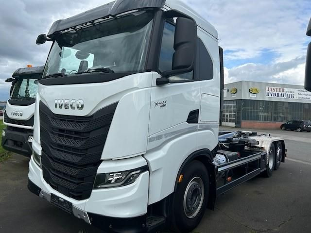 Iveco X-WAY AS280X49Y/PS ON Abrollkipper Hiab 21S.... - شاحنة برافعة خطافية: صورة 3 Iveco X-WAY AS280X49Y/PS ON Abrollkipper Hiab 21S.... - شاحنة برافعة خطافية: صورة 3