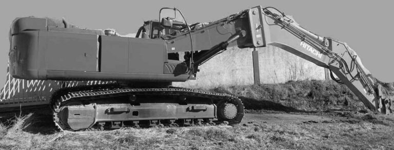 Hitachi KMC350 – Demolition excavator / Abbruchbagger - حفّار: صورة 1 Hitachi KMC350 – Demolition excavator / Abbruchbagger - حفّار: صورة 1