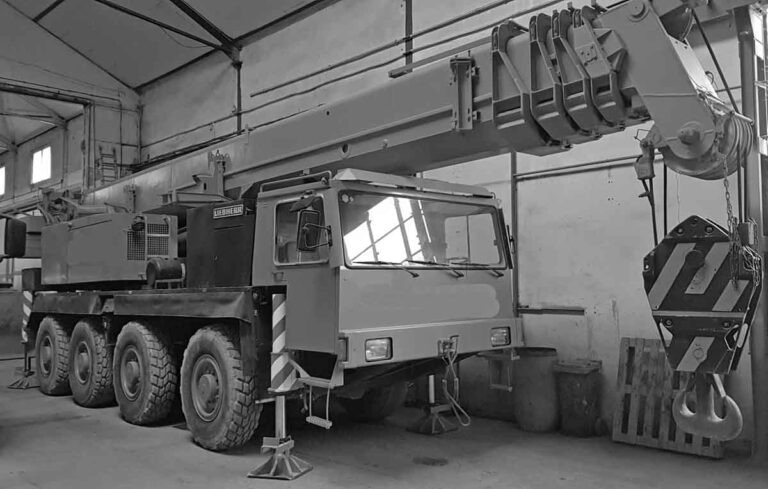 Liebherr LTM1070 – mobile crane / Mobilkran - موبايل كرين: صورة 1 Liebherr LTM1070 – mobile crane / Mobilkran - موبايل كرين: صورة 1