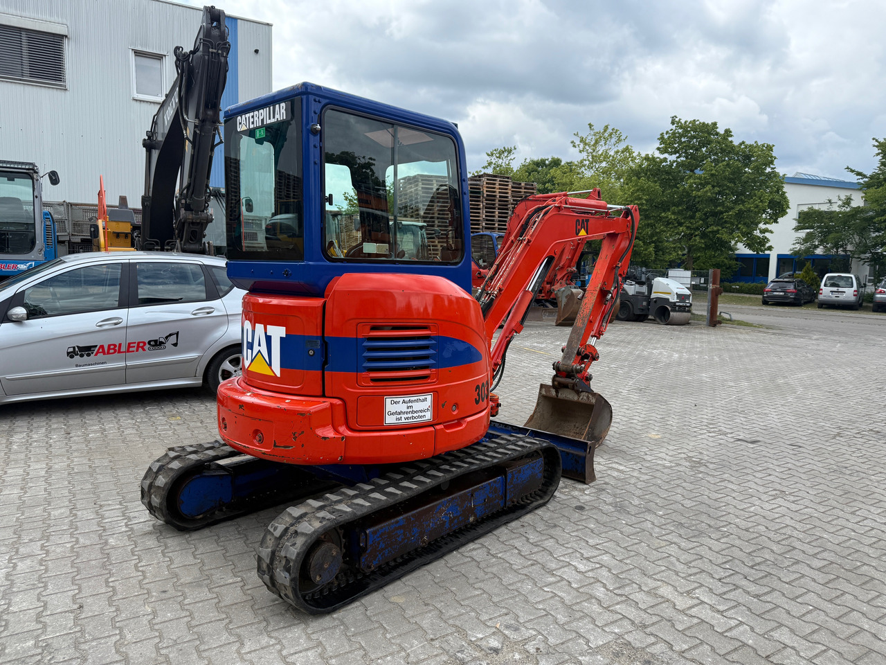 Caterpillar 303C Minibagger - حفّار: صورة 4 Caterpillar 303C Minibagger - حفّار: صورة 4