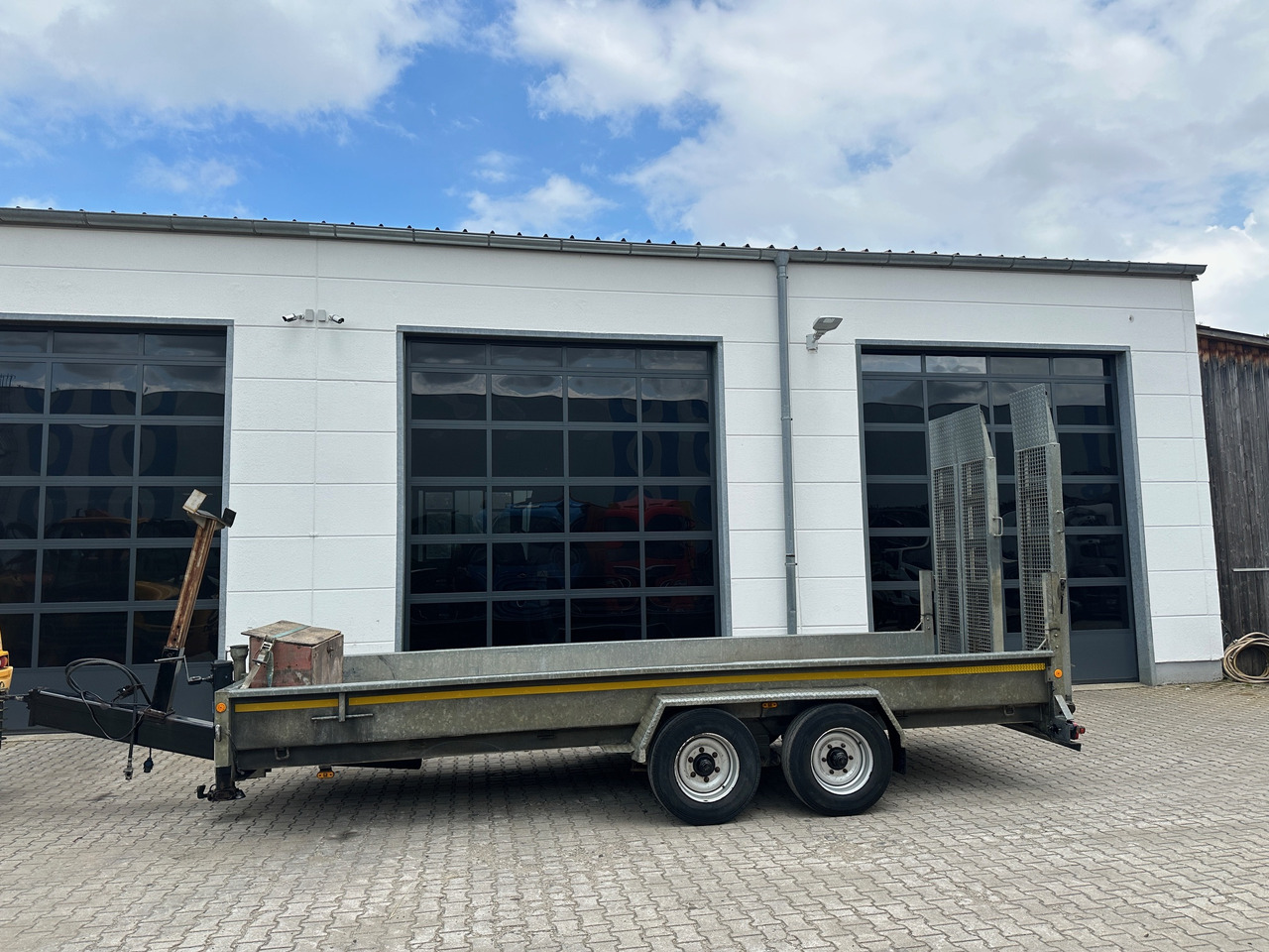 Demmler Tandem-Tiefladeranhänger Fräsenanhänger - مقطورة بلودر منخفض: صورة 2 Demmler Tandem-Tiefladeranhänger Fräsenanhänger - مقطورة بلودر منخفض: صورة 2