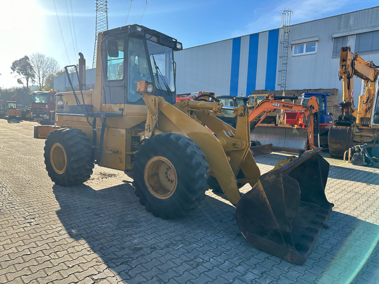 Komatsu WA200 Radlader - اللودر بعجل: صورة 3 Komatsu WA200 Radlader - اللودر بعجل: صورة 3