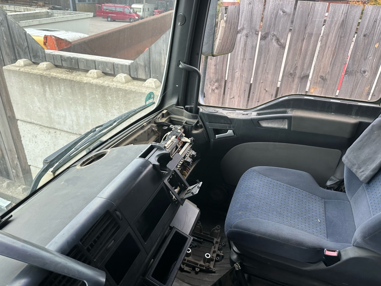 رأس تريلا MAN TGA 18.430 SZM HAD 4x4: صورة 13 رأس تريلا MAN TGA 18.430 SZM HAD 4x4: صورة 13