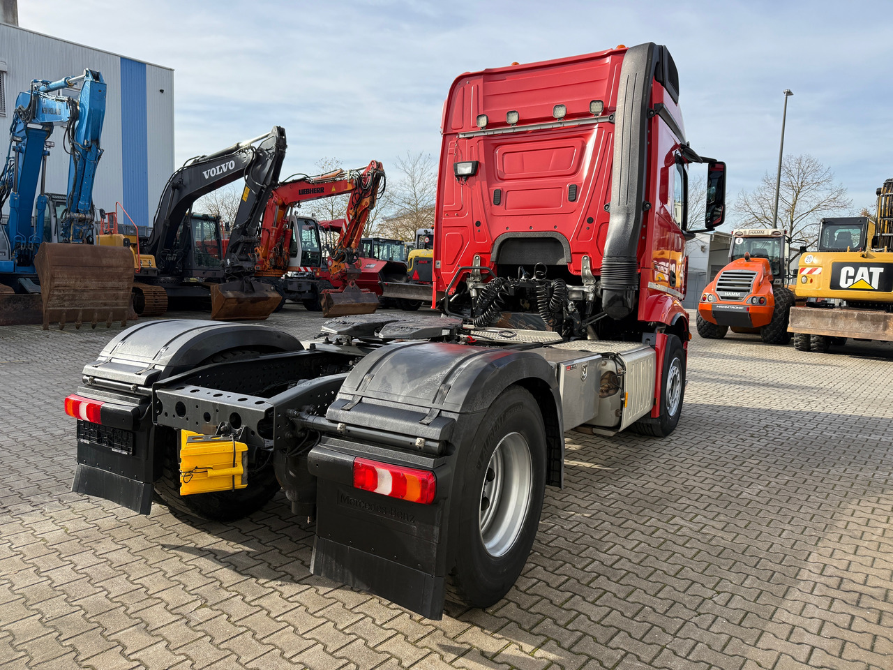 Mercedes-Benz 1845 Actros SZM Klima Retarder Nebenantrieb - رأس تريلا: صورة 4 Mercedes-Benz 1845 Actros SZM Klima Retarder Nebenantrieb - رأس تريلا: صورة 4