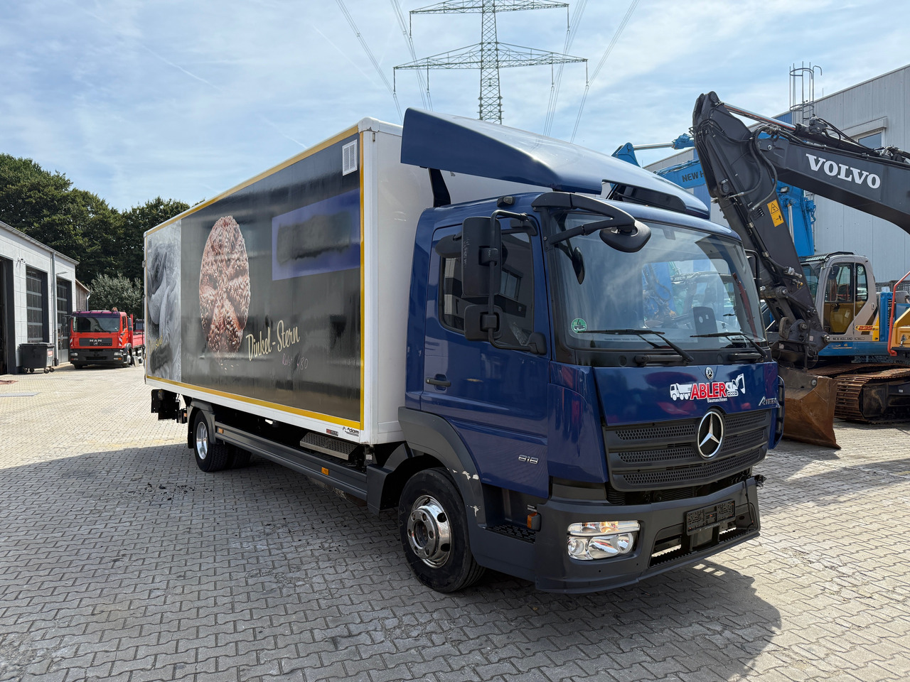 Mercedes-Benz 818 Atego Koffer LBW Palfinger ACC Unfall - شاحنة صندوقية: صورة 3 Mercedes-Benz 818 Atego Koffer LBW Palfinger ACC Unfall - شاحنة صندوقية: صورة 3