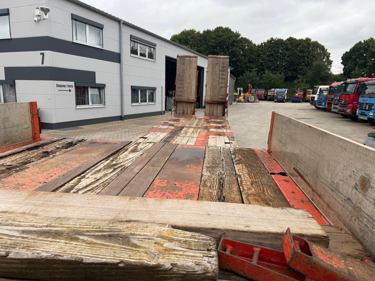 نصف مقطورة بلودر منخفض Müller Mitteltal TS3 Tieflader Auflieger mit hydr. Rampen: صورة 18