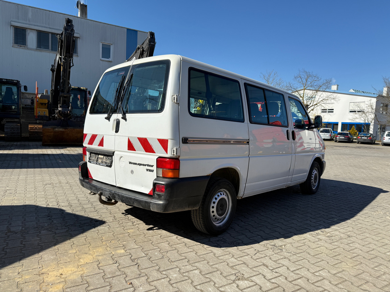 VW T4 Transporter 2.5 TDI - سيارة: صورة 4 VW T4 Transporter 2.5 TDI - سيارة: صورة 4