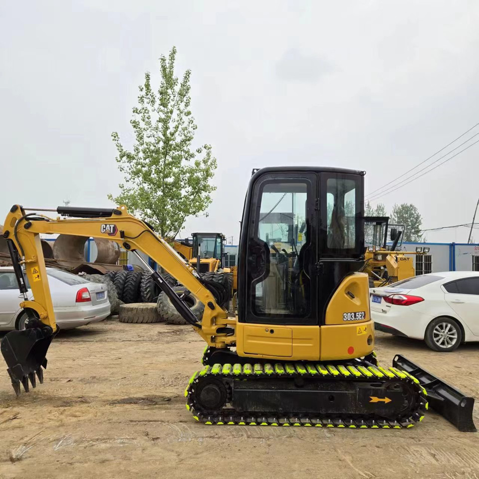 CATERPILLAR 303.5E2 - حفار صغير: صورة 2 CATERPILLAR 303.5E2 - حفار صغير: صورة 2