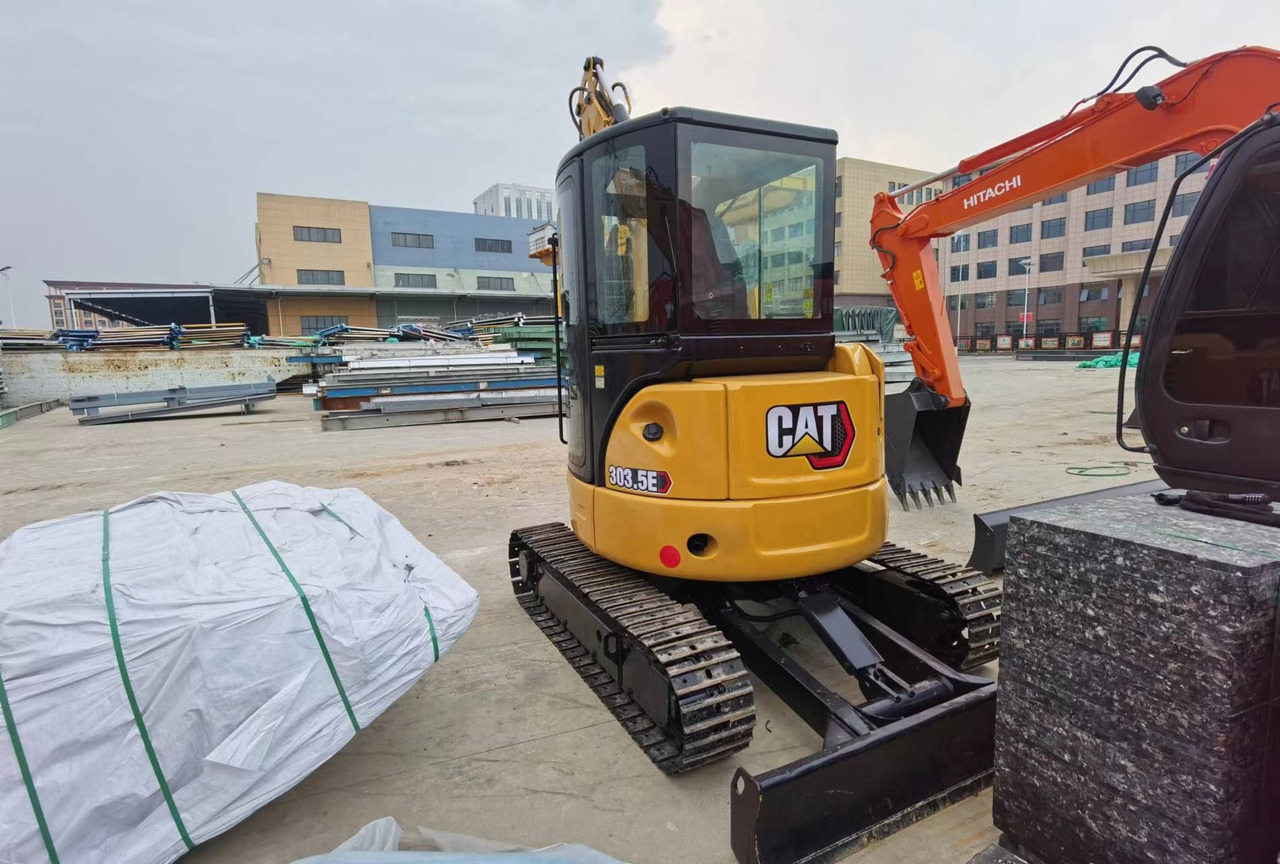 CATERPILLAR 303.5E - حفار صغير: صورة 2 CATERPILLAR 303.5E - حفار صغير: صورة 2