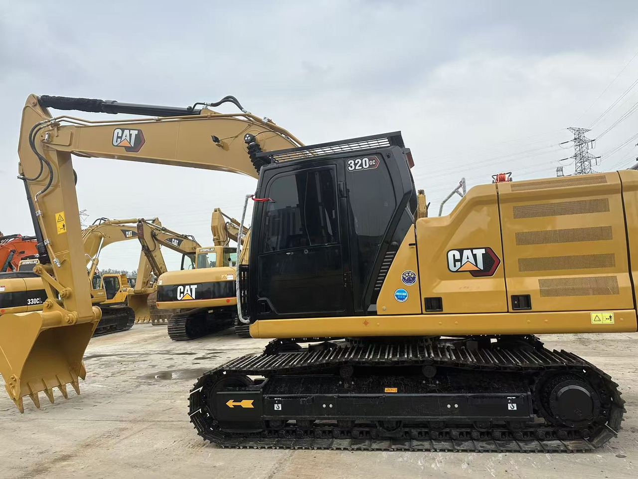 CATERPILLAR 320GC - حفّار: صورة 2 CATERPILLAR 320GC - حفّار: صورة 2