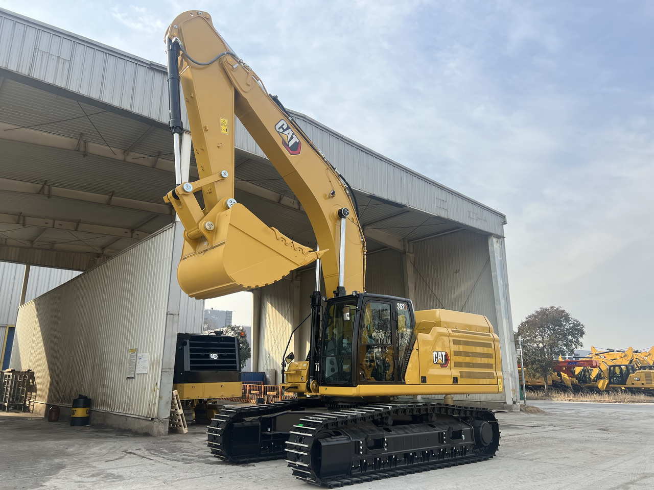 Caterpillar 352 - حفار زاحف: صورة 1 Caterpillar 352 - حفار زاحف: صورة 1
