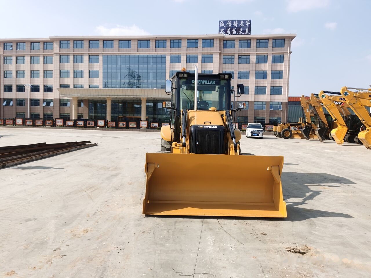 Caterpillar Original UK 420F2 IT - لودر ذو محراث خلفي/ باكهو: صورة 3 Caterpillar Original UK 420F2 IT - لودر ذو محراث خلفي/ باكهو: صورة 3