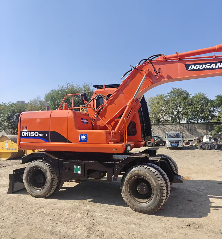 Doosan DH150W - حفار ذو عجلات: صورة 3 Doosan DH150W - حفار ذو عجلات: صورة 3