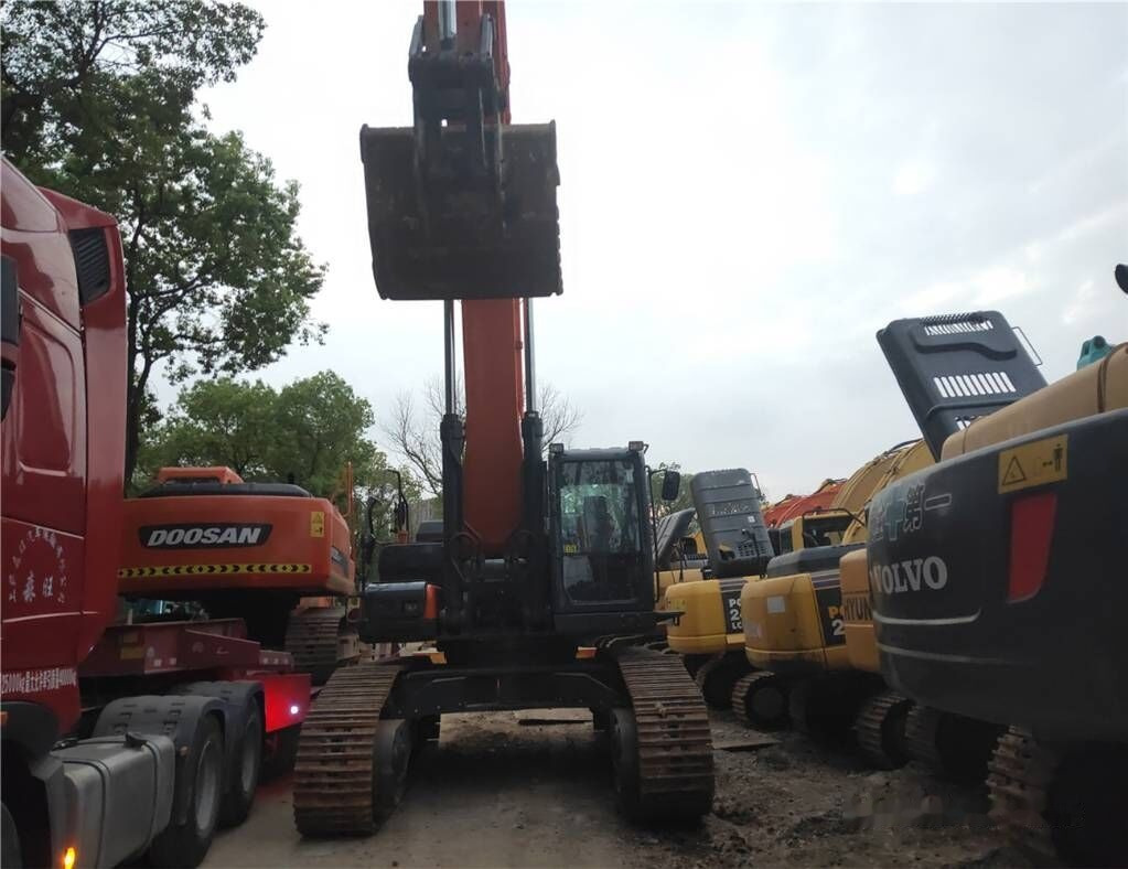 Doosan DX 530 LC-5 - حفار زاحف: صورة 2 Doosan DX 530 LC-5 - حفار زاحف: صورة 2