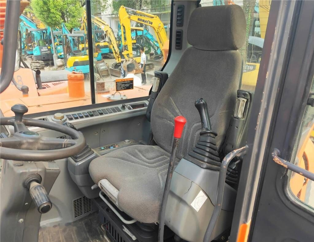 Doosan DX60 W - حفار ذو عجلات: صورة 4 Doosan DX60 W - حفار ذو عجلات: صورة 4