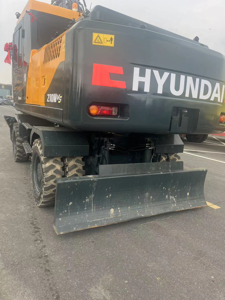HYUNDAI R210W - حفار ذو عجلات: صورة 5 HYUNDAI R210W - حفار ذو عجلات: صورة 5
