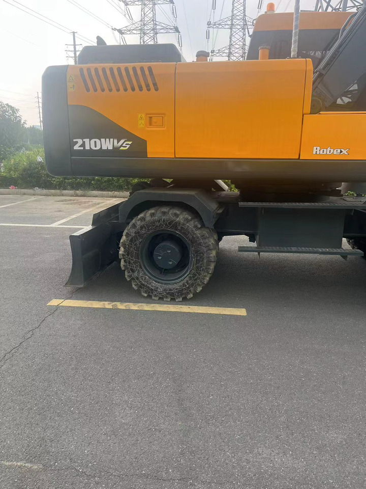 HYUNDAI R210W - حفار ذو عجلات: صورة 4 HYUNDAI R210W - حفار ذو عجلات: صورة 4