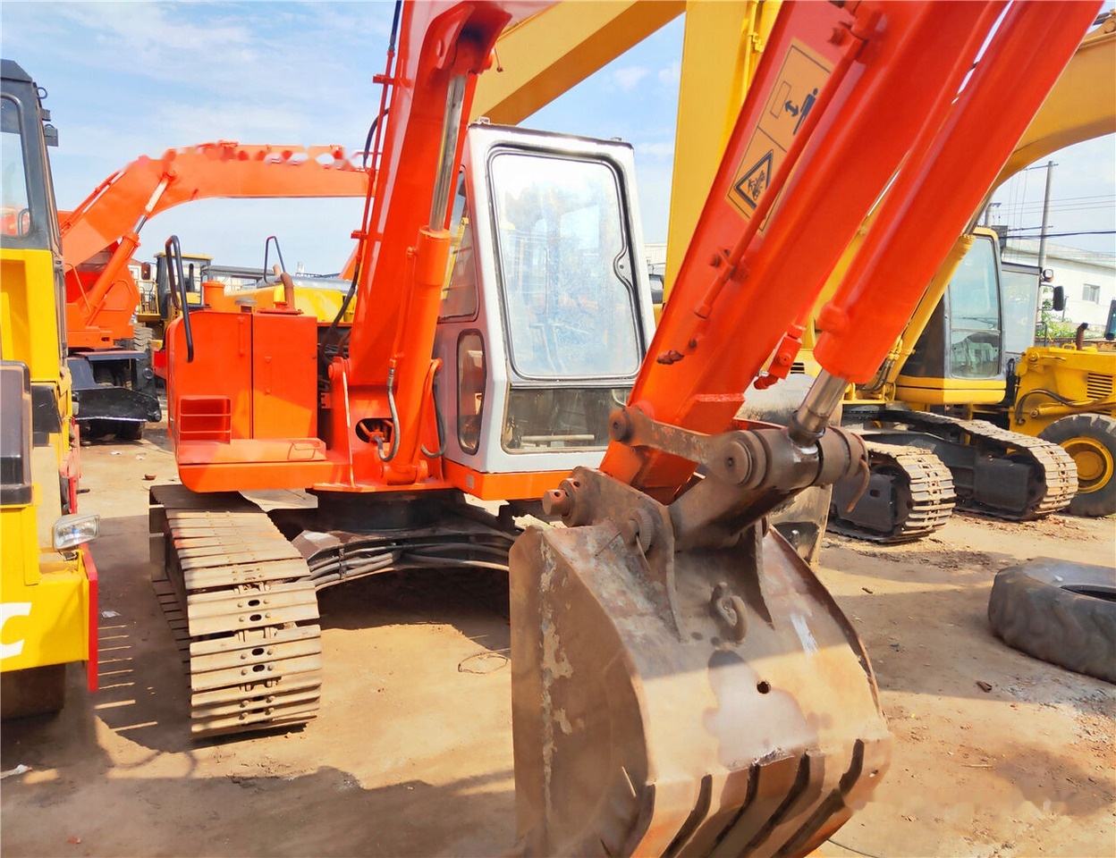 Hitachi EX60 - حفار صغير: صورة 2 Hitachi EX60 - حفار صغير: صورة 2