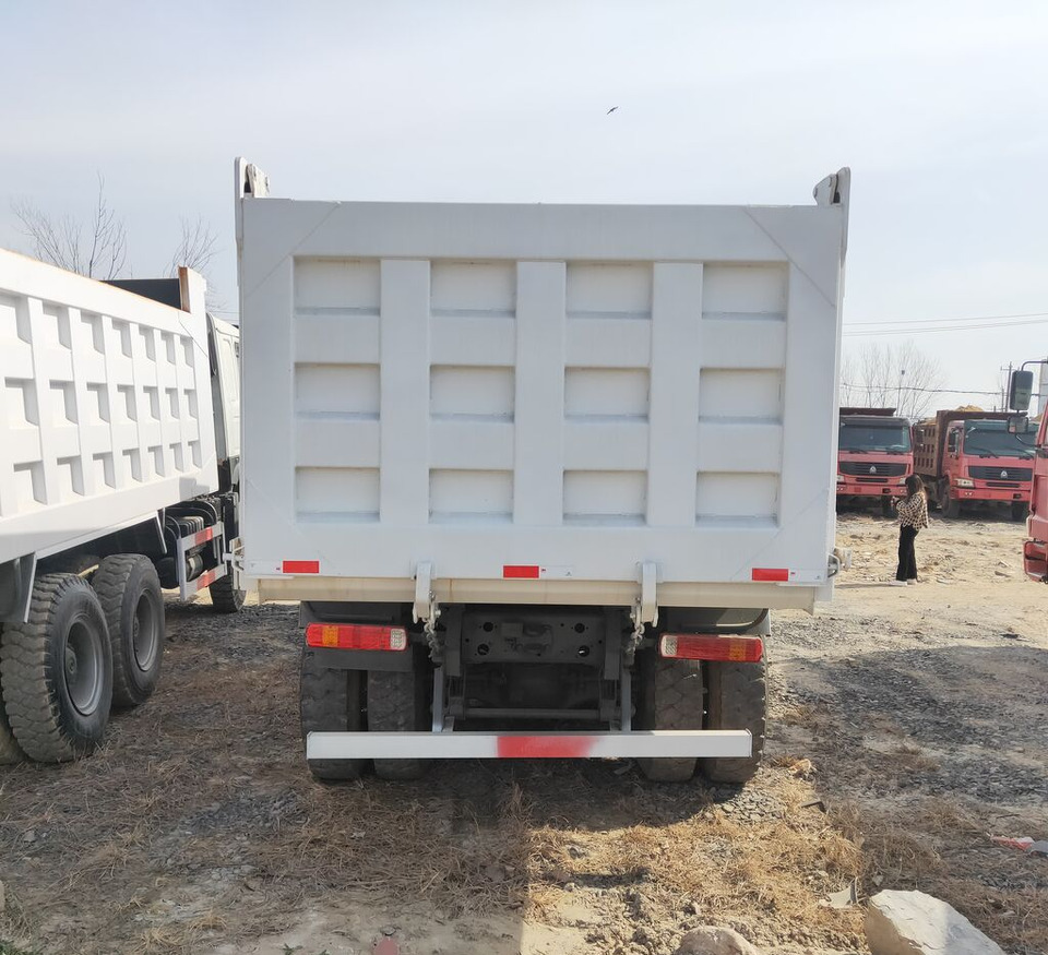 Howo - شاحنة قلاب: صورة 5 Howo - شاحنة قلاب: صورة 5