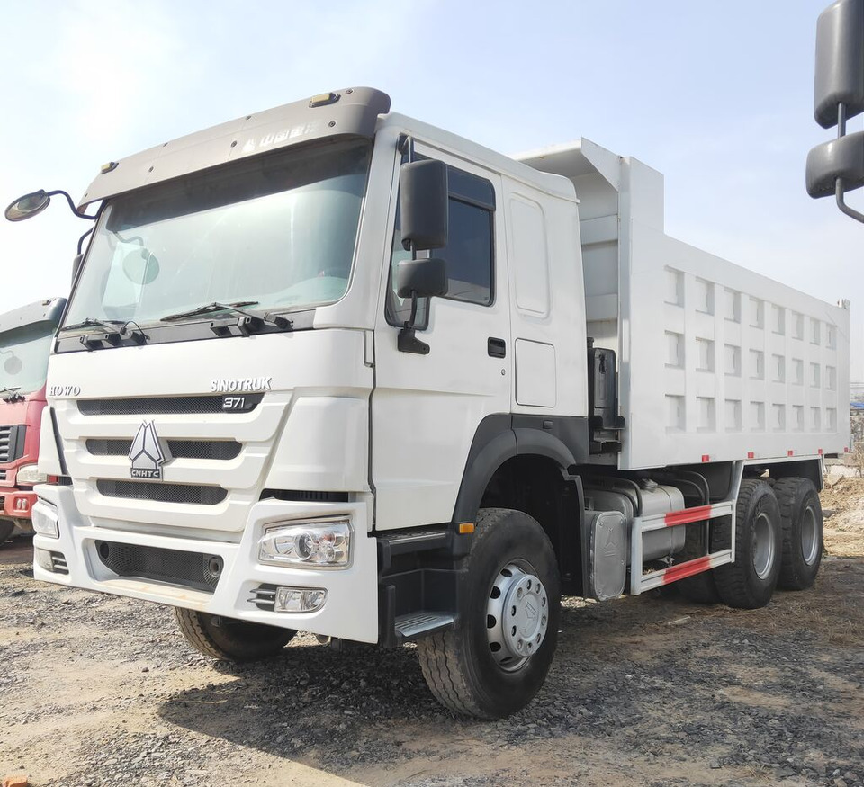 Howo - شاحنة قلاب: صورة 1 Howo - شاحنة قلاب: صورة 1