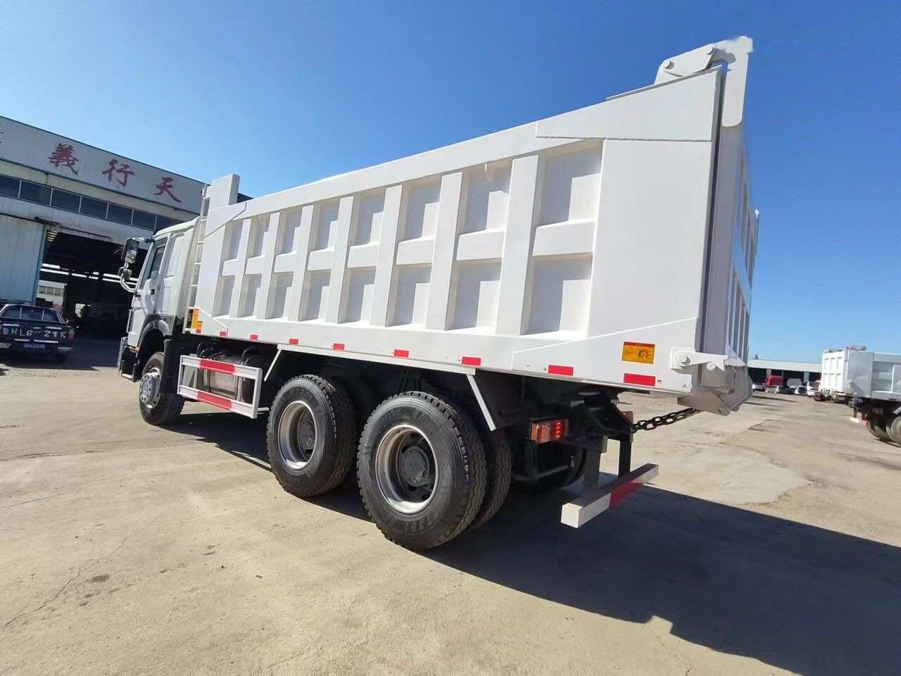 Howo - شاحنة قلاب: صورة 5 Howo - شاحنة قلاب: صورة 5