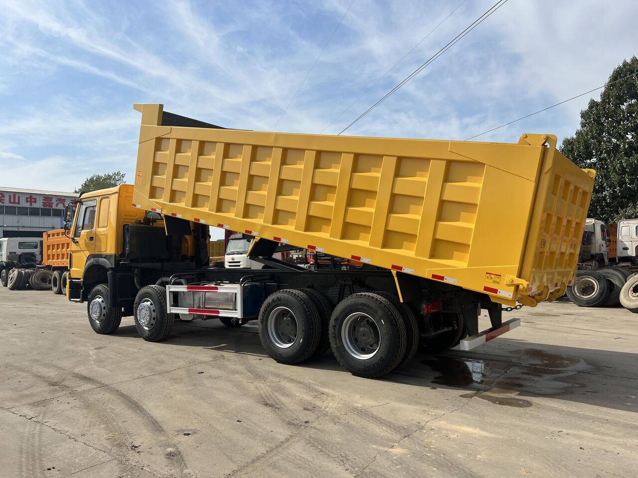 Howo - شاحنة قلاب: صورة 5 Howo - شاحنة قلاب: صورة 5