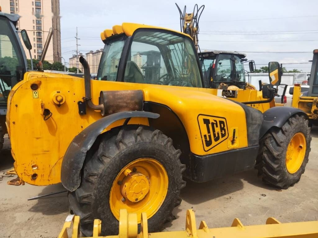 JCB 530-70 - آلة رفع ونقل تلسكوبية: صورة 2 JCB 530-70 - آلة رفع ونقل تلسكوبية: صورة 2