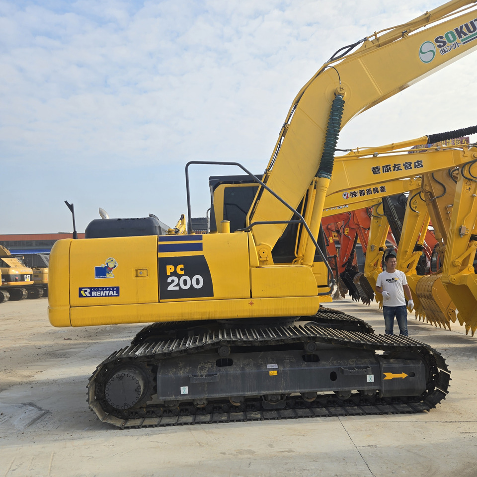 KOMATSU PC200-8 - حفّار: صورة 5 KOMATSU PC200-8 - حفّار: صورة 5