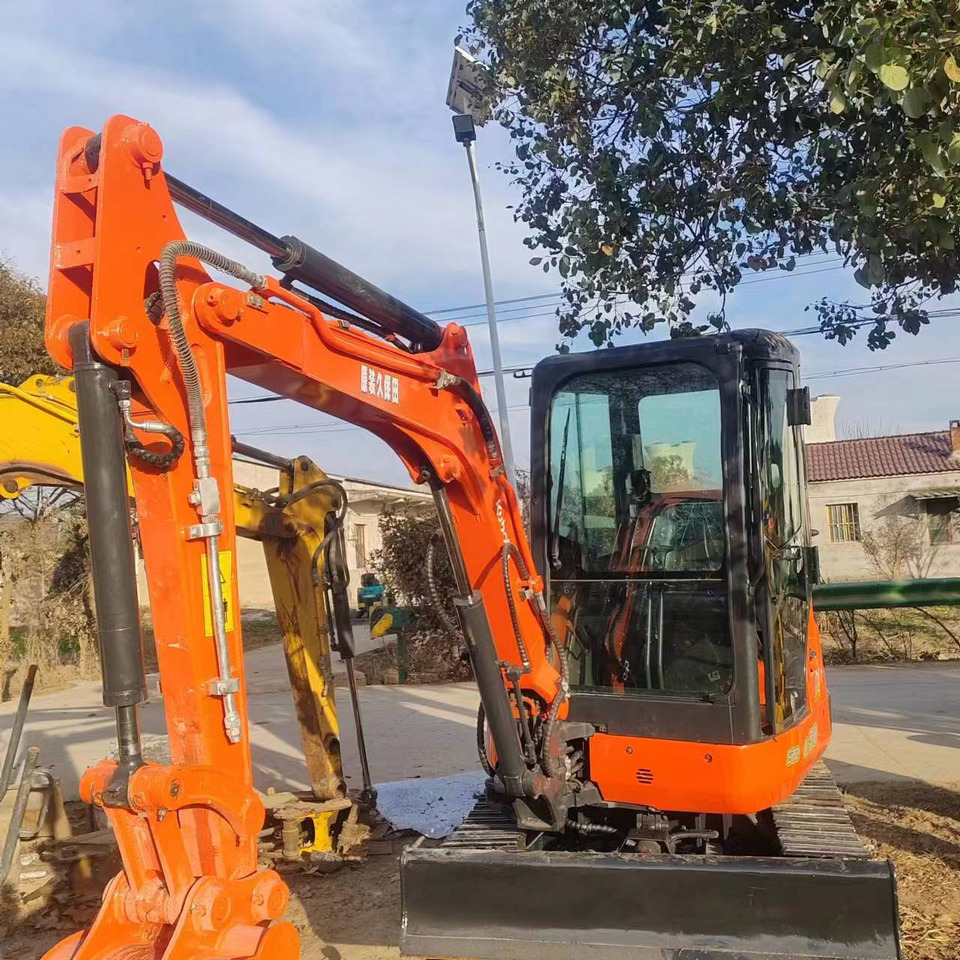 KUBOTA U30 - حفار صغير: صورة 4 KUBOTA U30 - حفار صغير: صورة 4