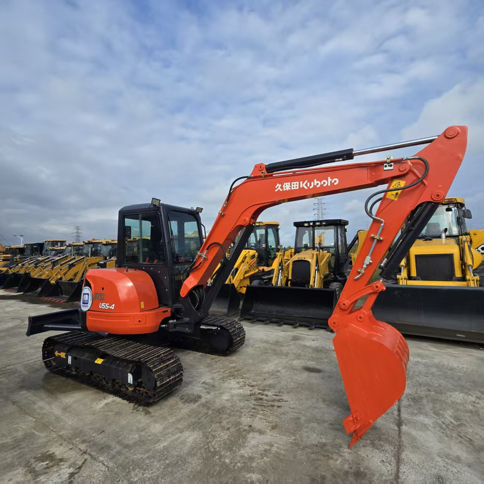KUBOTA U55 - حفار صغير: صورة 1 KUBOTA U55 - حفار صغير: صورة 1