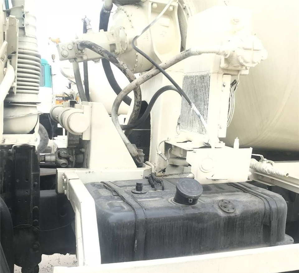 Mitsubishi FV415J - شاحنة خلاطة خرسانة: صورة 4 Mitsubishi FV415J - شاحنة خلاطة خرسانة: صورة 4