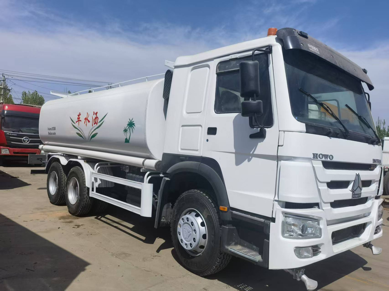 Sinotruk HOWO 371 6*4 Sprinkler truck - سيارة خدمات/ سيارة خاصة: صورة 1 Sinotruk HOWO 371 6*4 Sprinkler truck - سيارة خدمات/ سيارة خاصة: صورة 1