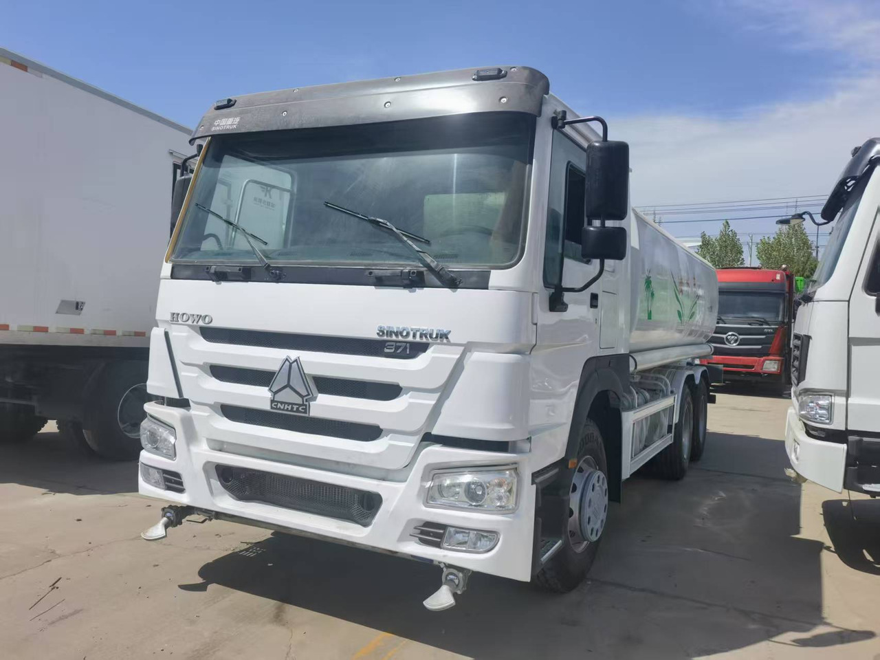 Sinotruk HOWO 371 6*4 Sprinkler truck - سيارة خدمات/ سيارة خاصة: صورة 4 Sinotruk HOWO 371 6*4 Sprinkler truck - سيارة خدمات/ سيارة خاصة: صورة 4
