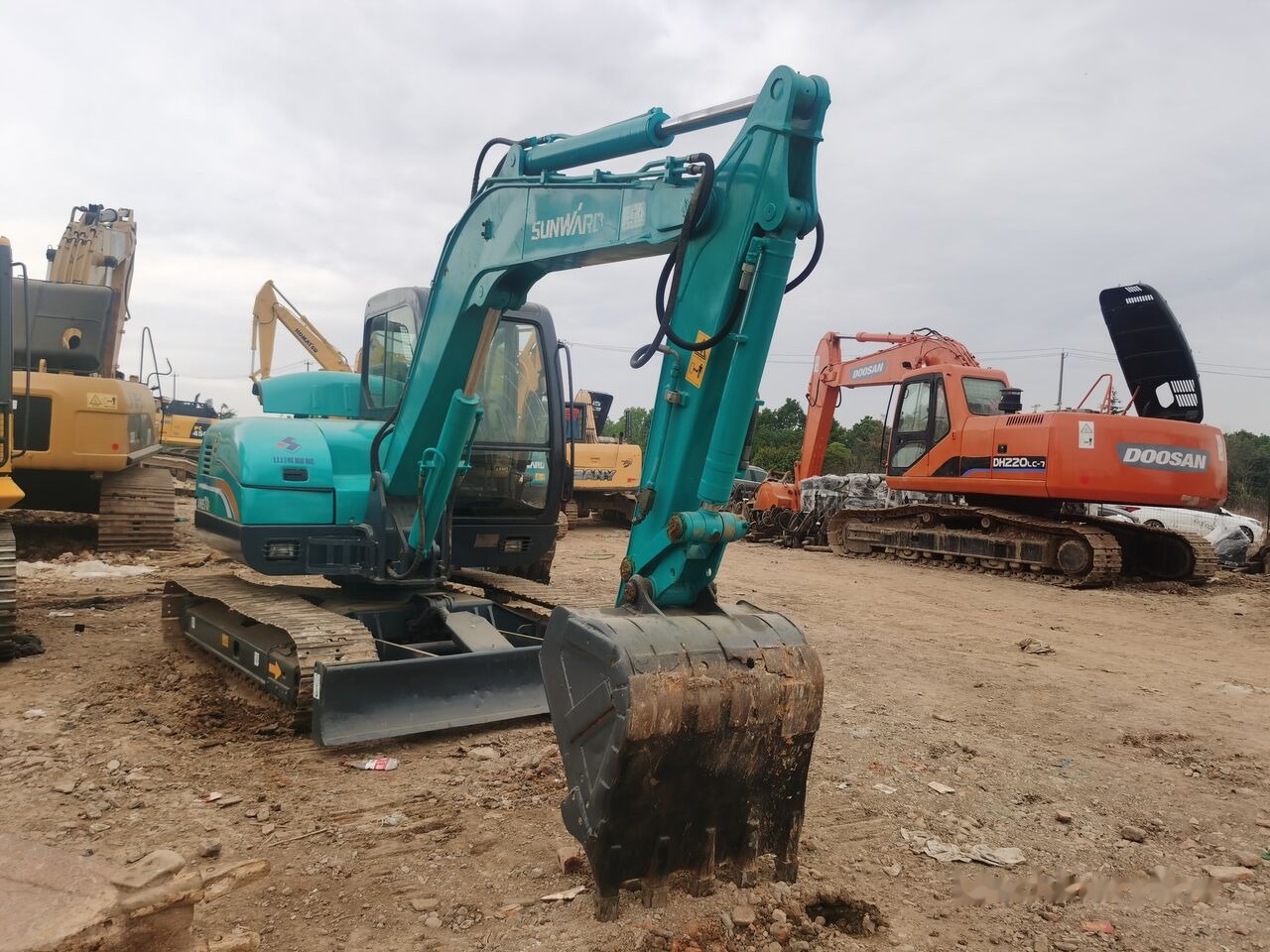 Sunward SWE70E - حفار زاحف: صورة 4 Sunward SWE70E - حفار زاحف: صورة 4