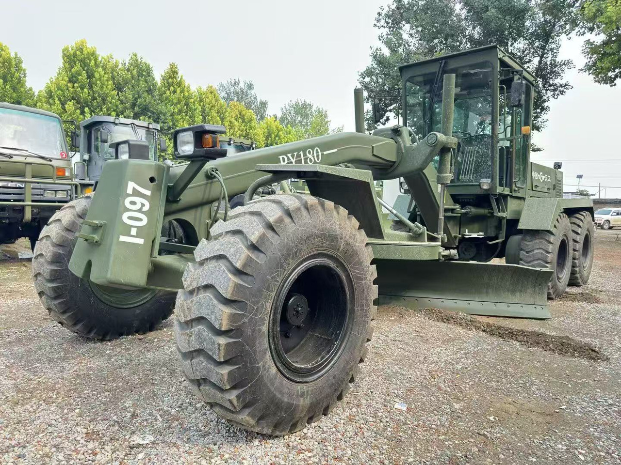 TIANGONG PY180 - ماكينة تسوية: صورة 1 TIANGONG PY180 - ماكينة تسوية: صورة 1