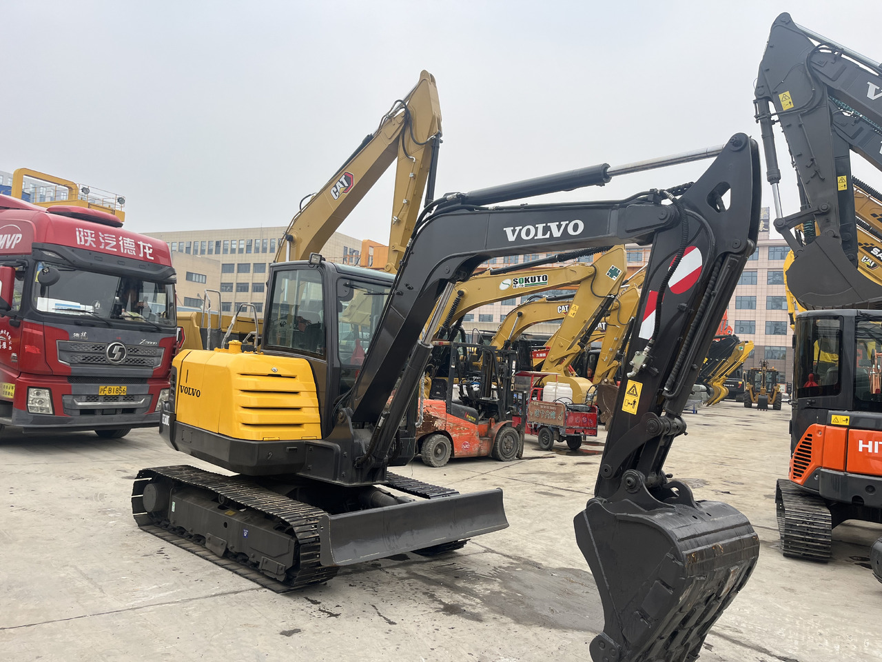 VOLVO EC60C - حفار صغير: صورة 2 VOLVO EC60C - حفار صغير: صورة 2