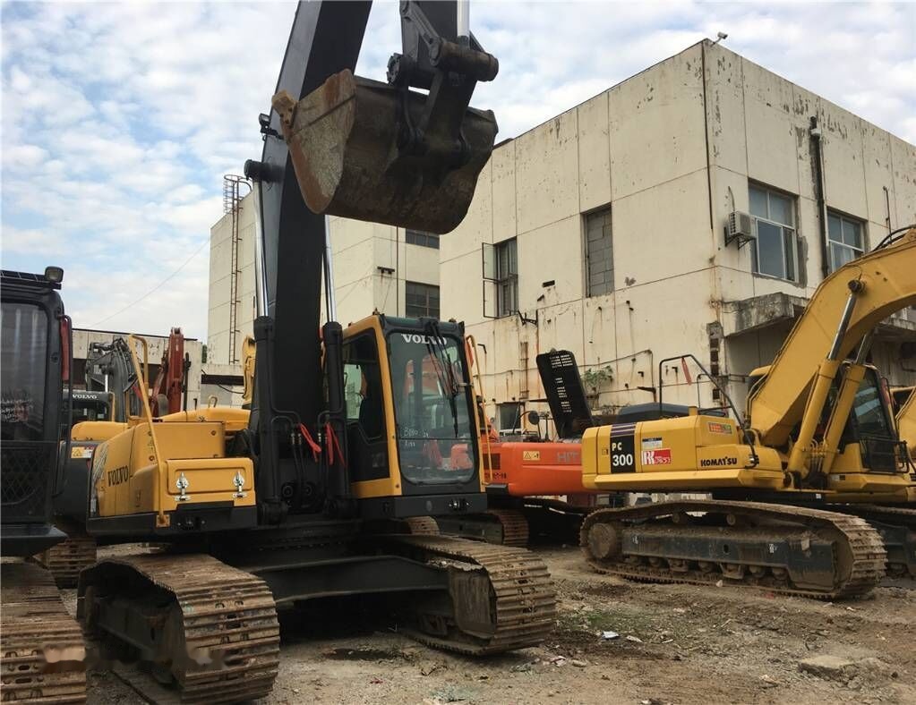 Volvo EC 240 B LC - حفار زاحف: صورة 4 Volvo EC 240 B LC - حفار زاحف: صورة 4