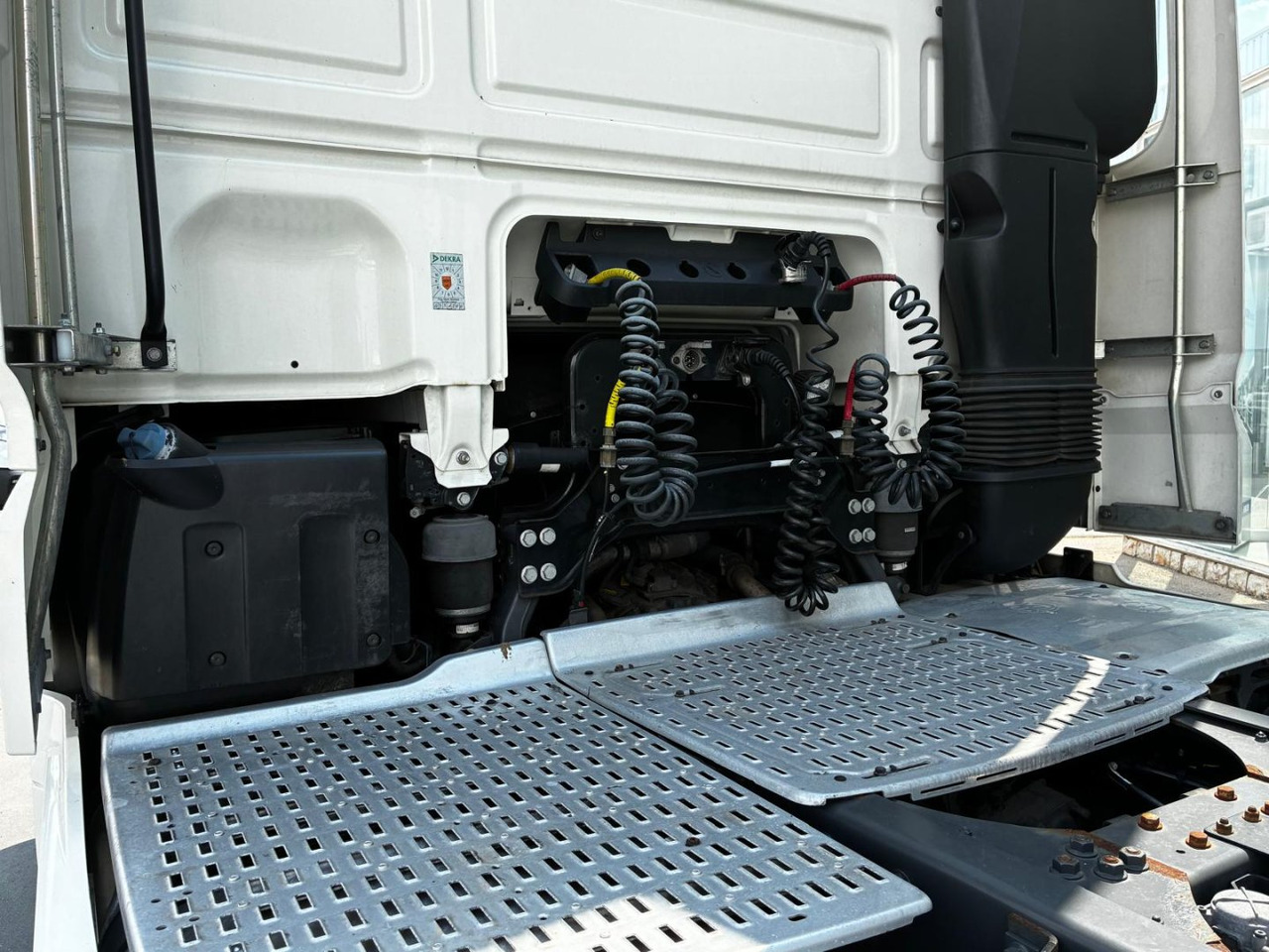 Cabeza Tractora DAF 480 AUTOMATICA CON INTARDER - مقطورة السحب: صورة 5 Cabeza Tractora DAF 480 AUTOMATICA CON INTARDER - مقطورة السحب: صورة 5