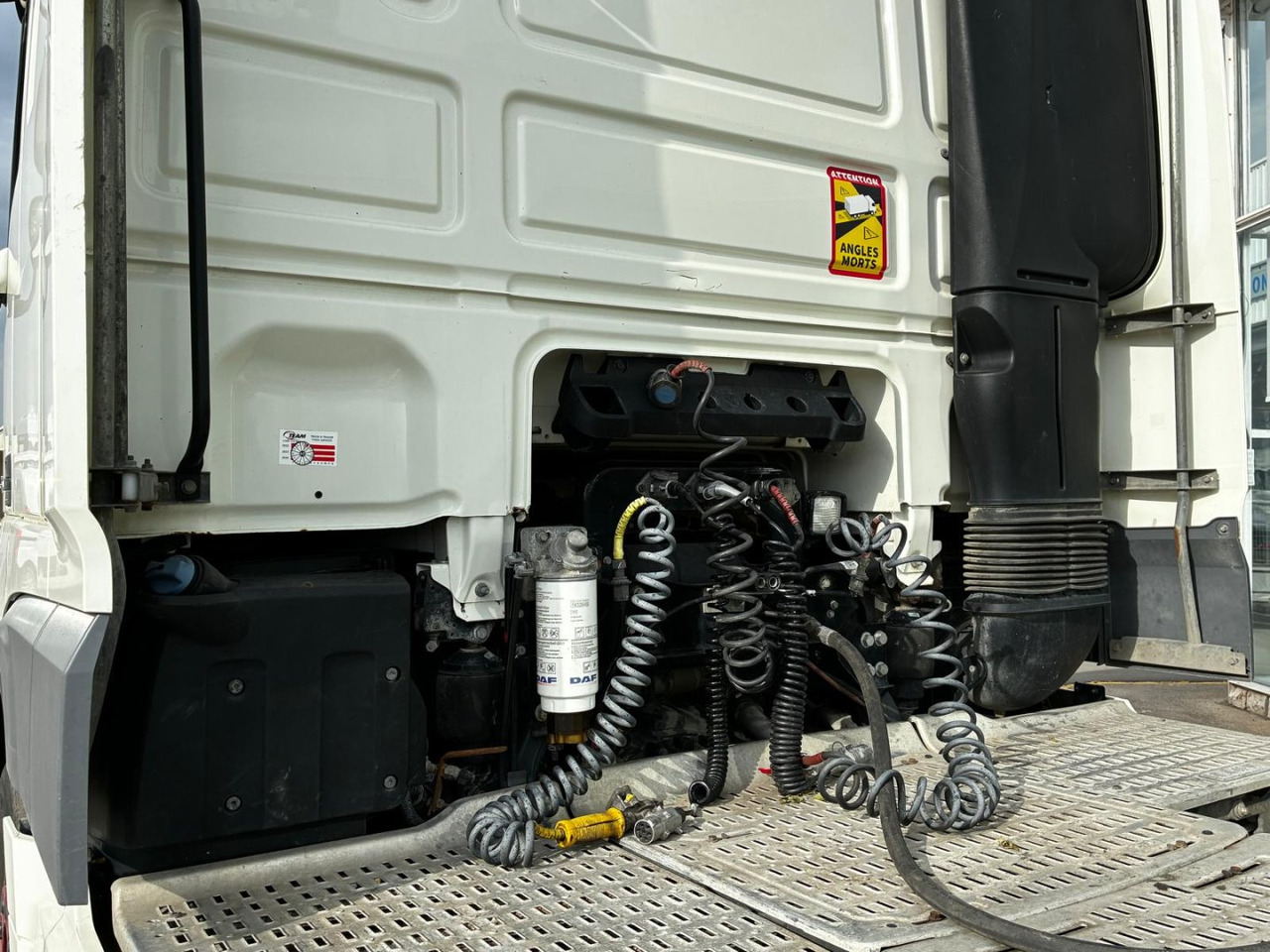 مقطورة السحب Cabeza Tractora DAF 480 SUPER SPACE CAB AUTOMATICA CON INTARDER: صورة 7