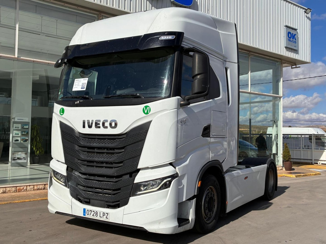 Cabeza Tractora IVECO S-WAY 510 AUTOMATICO CON INTARDER - رأس تريلا: صورة 1 Cabeza Tractora IVECO S-WAY 510 AUTOMATICO CON INTARDER - رأس تريلا: صورة 1