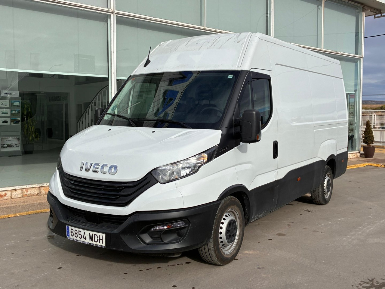 Furgón IVECO 35S16 V 12m3 - فان: صورة 1 Furgón IVECO 35S16 V 12m3 - فان: صورة 1